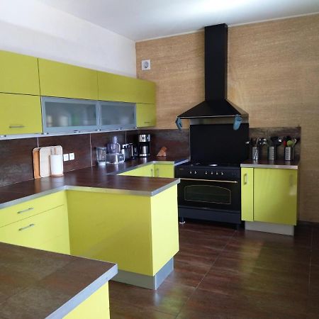 Villa La Charmeuse Fleurie Collias Eksteriør billede